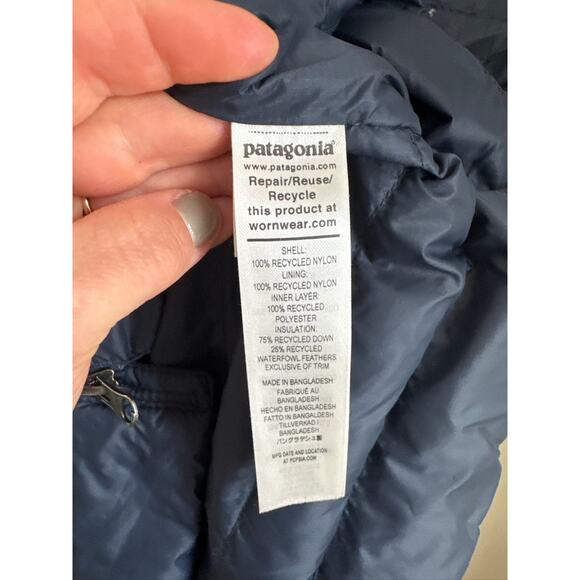 Patagonia Women's Recycled Down Sweater Parka Coat in Blue, Size Large - Picture 5 of 9